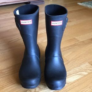 Hunter mid calf rain boots